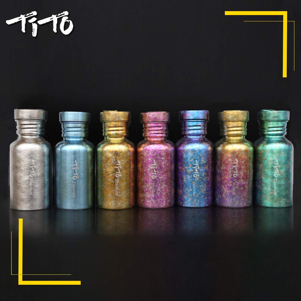 TiTo Titanium Sports Bouteille d'eau Avec Couvercle en Titane Réutilisable D'eau Sport Anti-Fuite Ecologique Gourde Sport pour Fitness Vélo Camping Randonnée Adulte Water Bottle(Bleu 420 ml)
