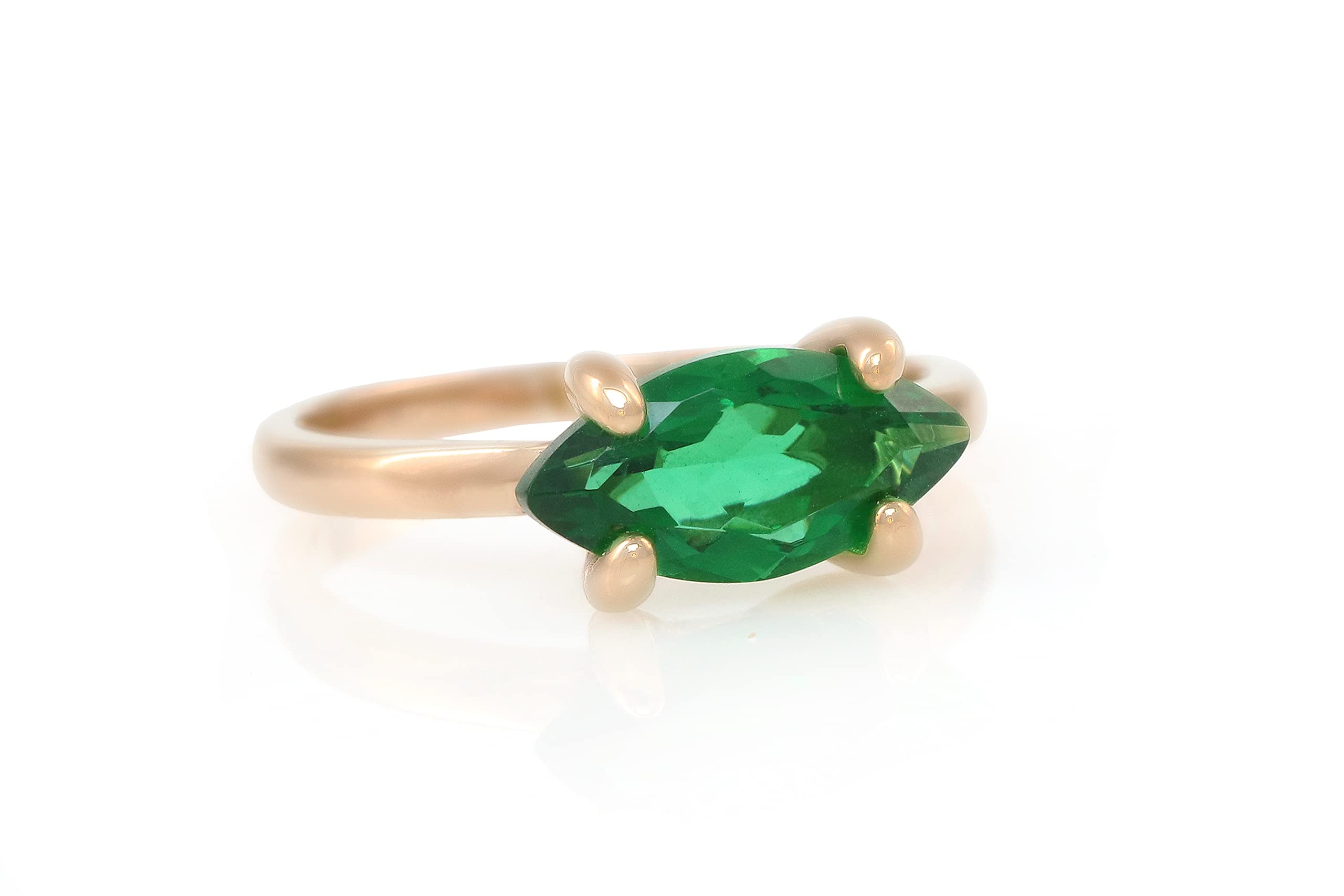 Anillo de Esmeralda en Juego Horizontal - Anillos de Marquesa con Estilo para Mujeres, Anillos para el Día a Día, Anillos de Piedras Preciosas - Joyas Personalizadas de Moda para Compromiso