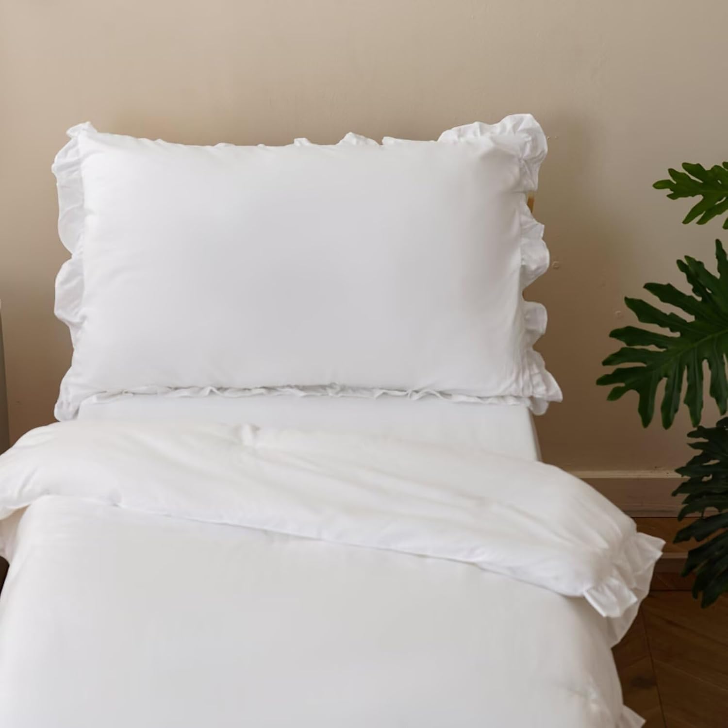 CLOTHKNOW White Ruffle Toddler Bedding Sets for Girls 4Pieces Farmhouse Comforter Sets, Soft Crib Bed Sets