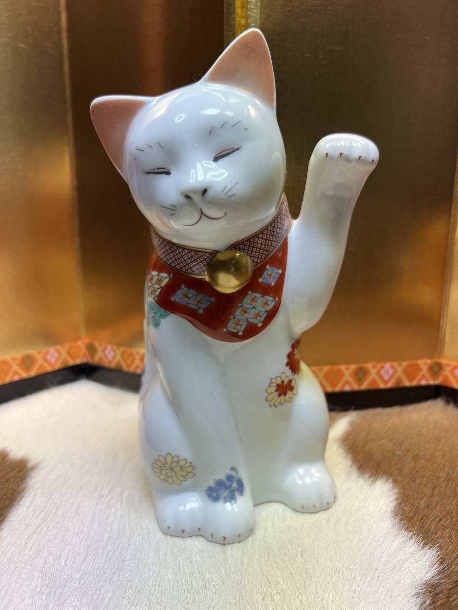 Amazon.co.jp: 高級陶器招き猫親ねこ置物19㎝模様入りネコゴールド 