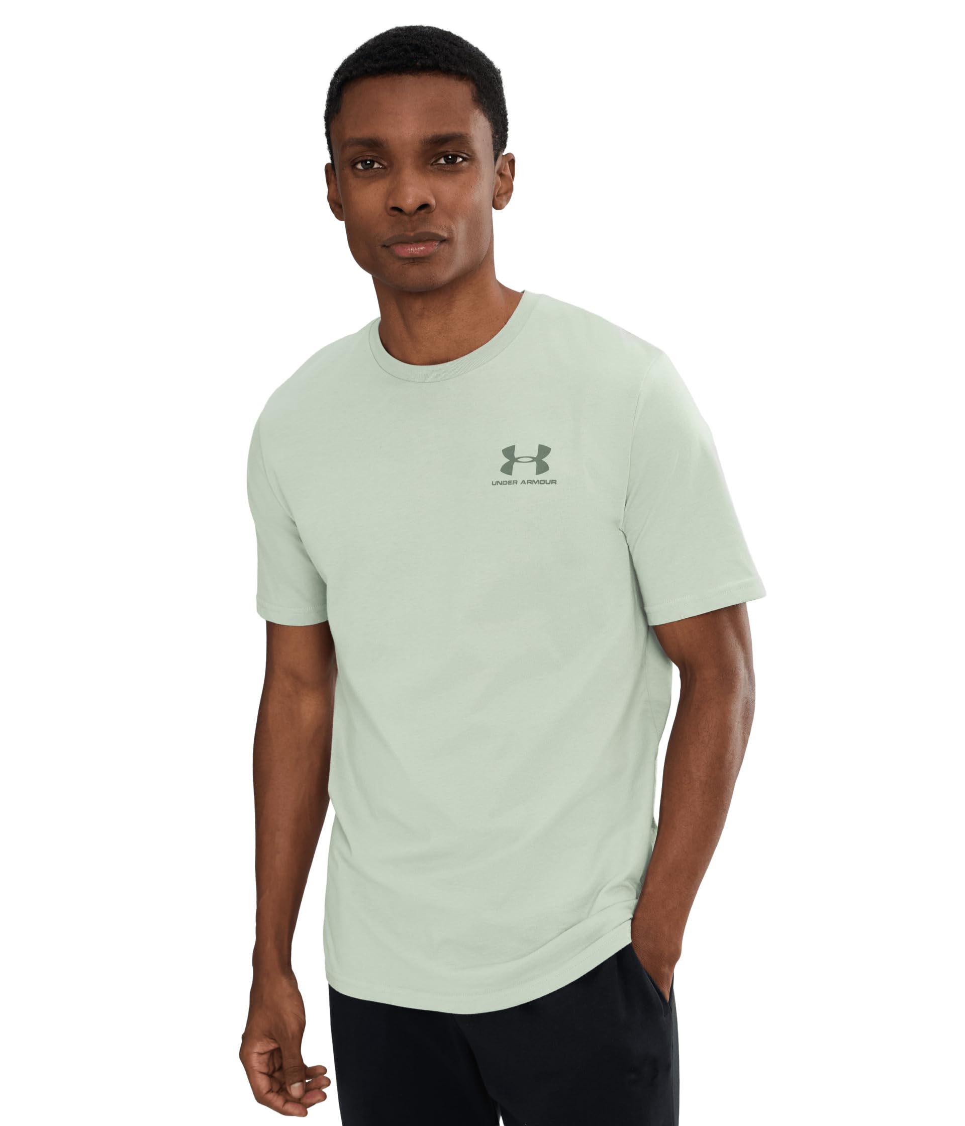 Under Armour Uomo Maglietta Larga con Logo sul Petto Sinistro, Titanium/Clay Green, XL