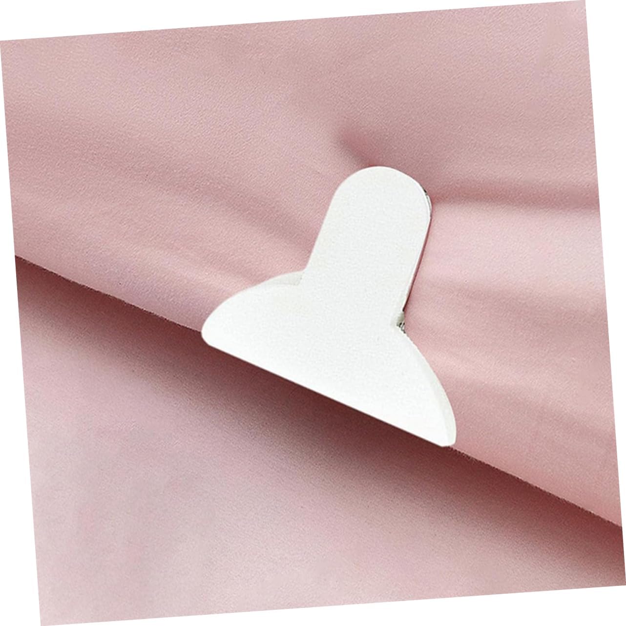 12pcs Non- Quilt Fasteners Padded Comforter Clips for Secure Bedding Easy Use Blanket Holders Versatile Bed Sheet Grippers for All