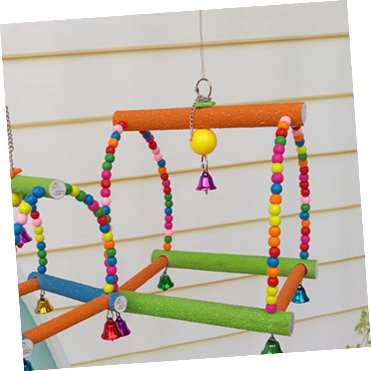YARNOW Juguete Columpio para Loros de Madera Escalera Creativa para Equilibrio y Aventura, Adecuado para Pájaros Pequeños y Periquitos en Desarrollo y Entretenimiento Color Aleatorio