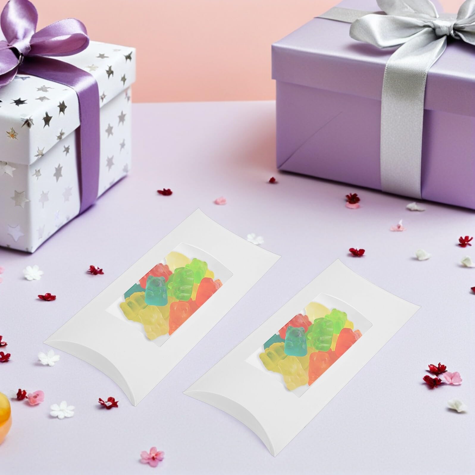 PLAFOPE 50stücke Kissenbox mit Sichtfenster Weiß Papierboxen für Pralinen Süßigkeiten Schmuck Geschenkboxen zur Produktpräsentation