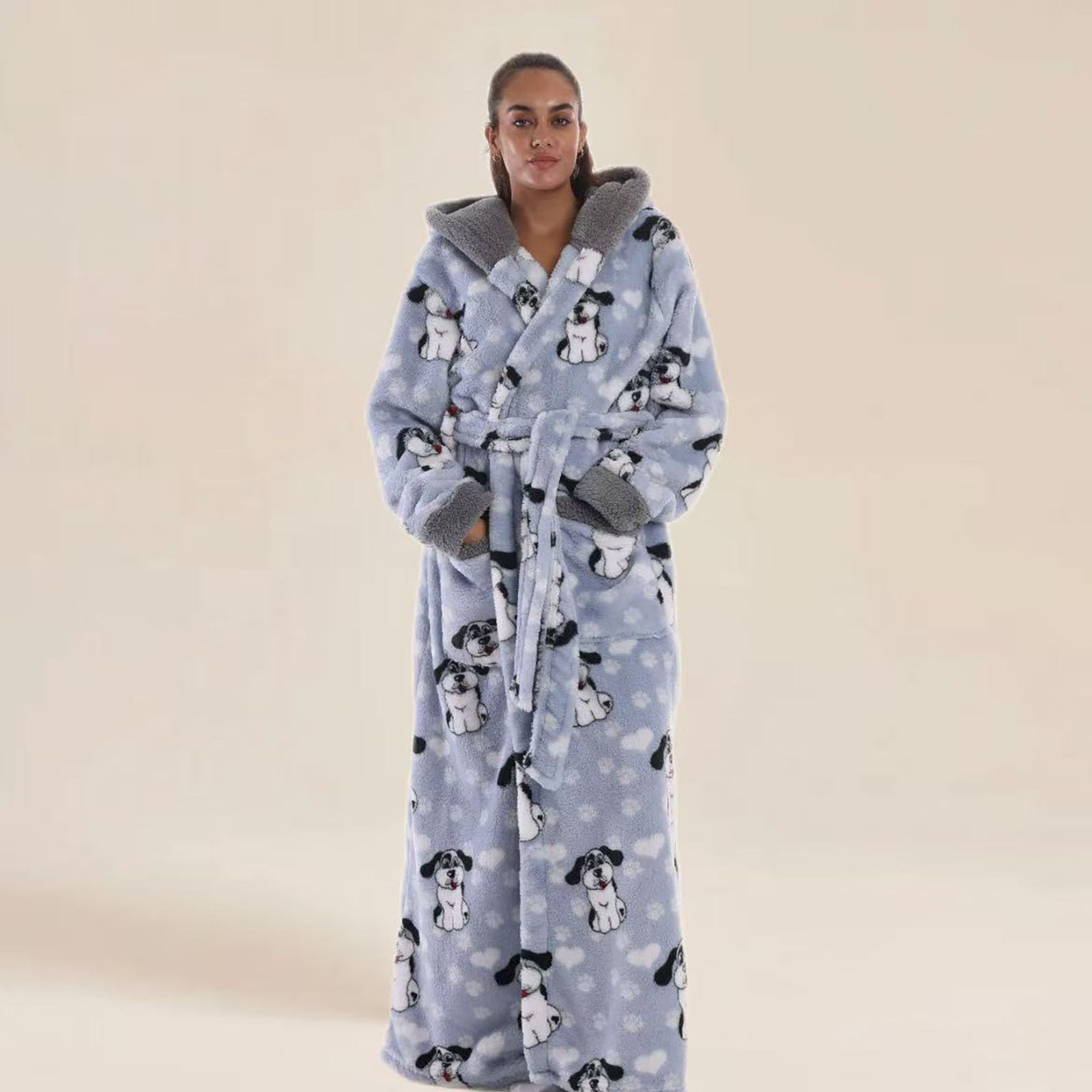 Accappatoio da donna con cappuccio con divertente stampa a cartoni animati per accoglienti serate invernali, con cintura per legare, pratiche tasche, ideale per ore di relax in casa, abbigliamento
