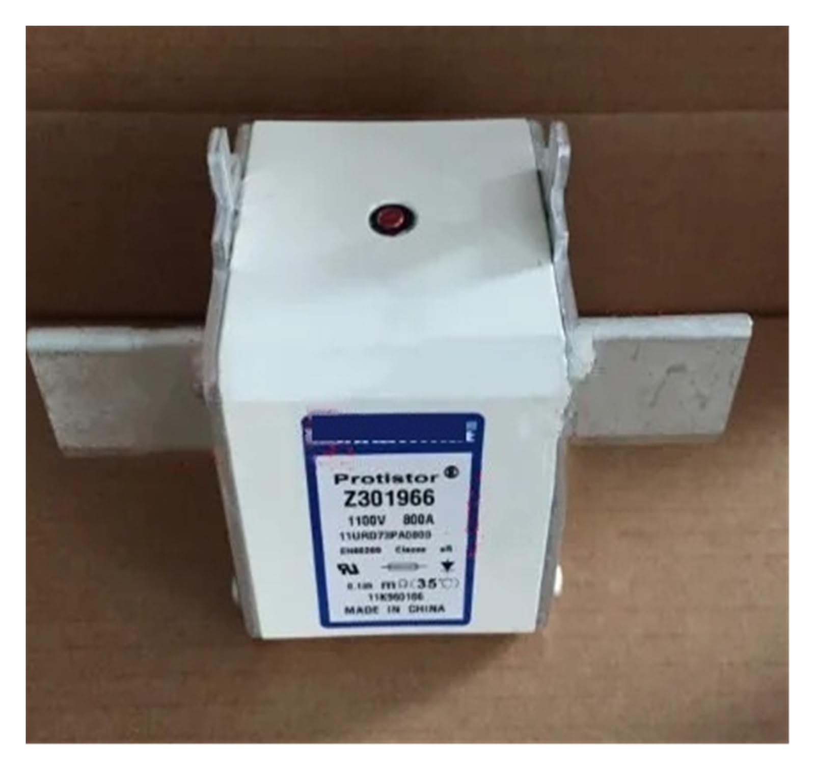 Fusibles PC73UD13C500PA taille 73 et cartouche fusible protège variateur
