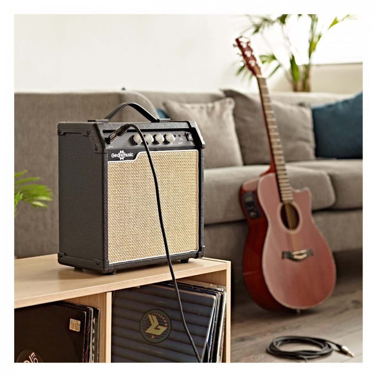 Gear4music Amplificador de práctica de 15W para Guitarra acústica con Ecualizador de 3 Bandas