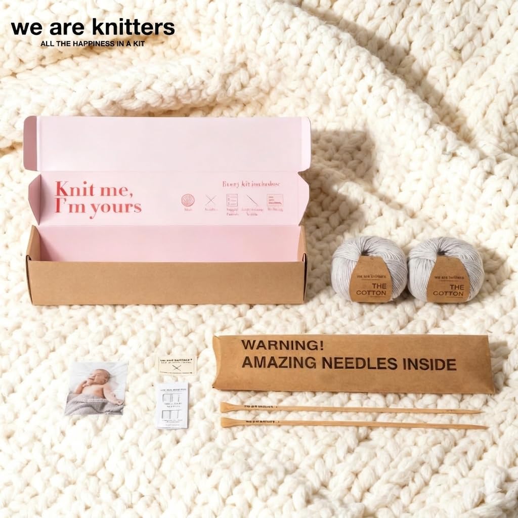 We Are Knitters Dragonfly Blanket Kit, Strickset für Anfänger mit 100% Pima Baumwolle, Komplettes DIY Strickset inkl. Nadeln & Anleitung, Baby Decke zum Selbst Stricken