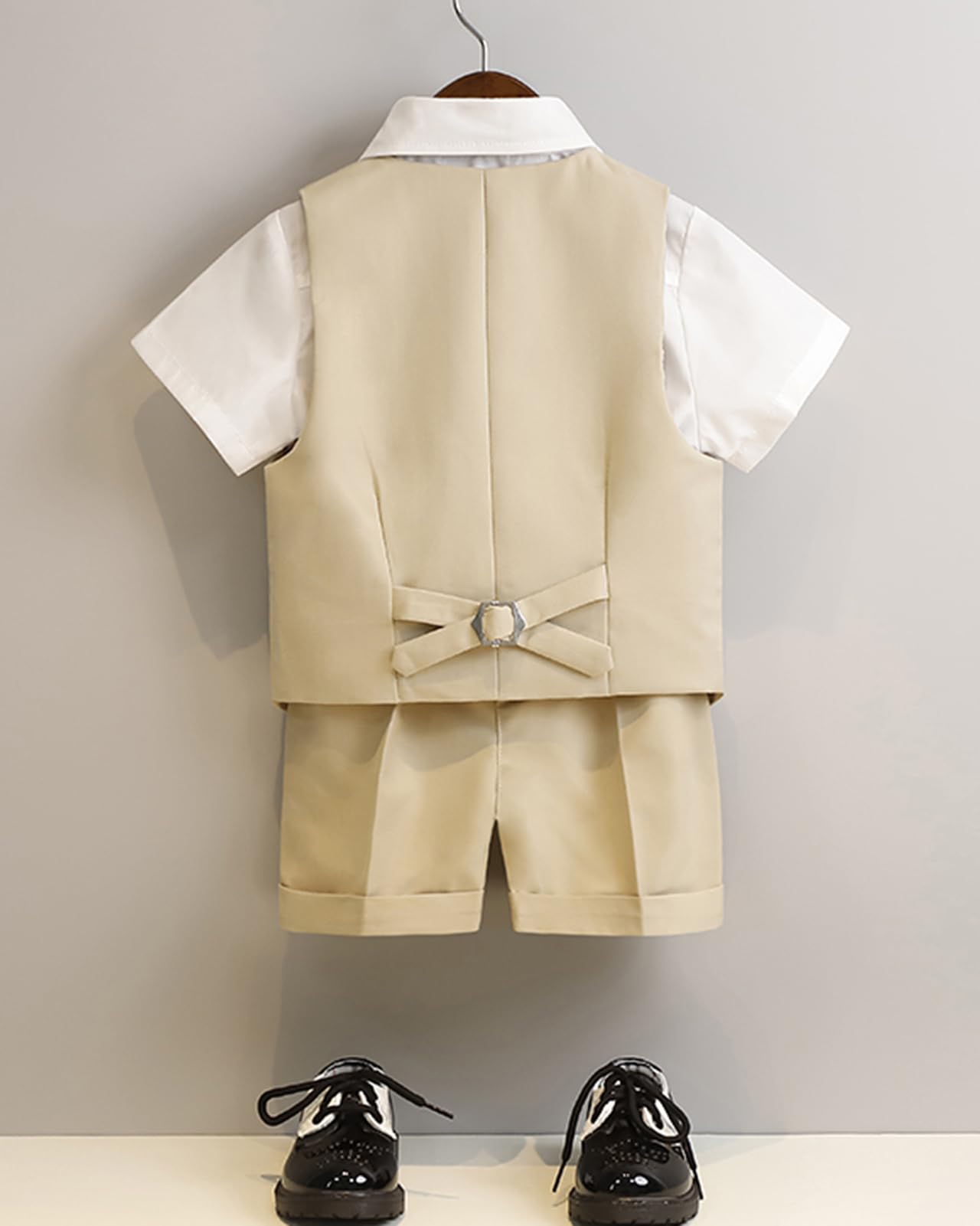 Smoking Abiti Bambini e Ragazzi Completi e Coordinati Camicia Fiocco+Gilet+Pantaloncini+Corsage Completi da Gentiluomo per Bambino