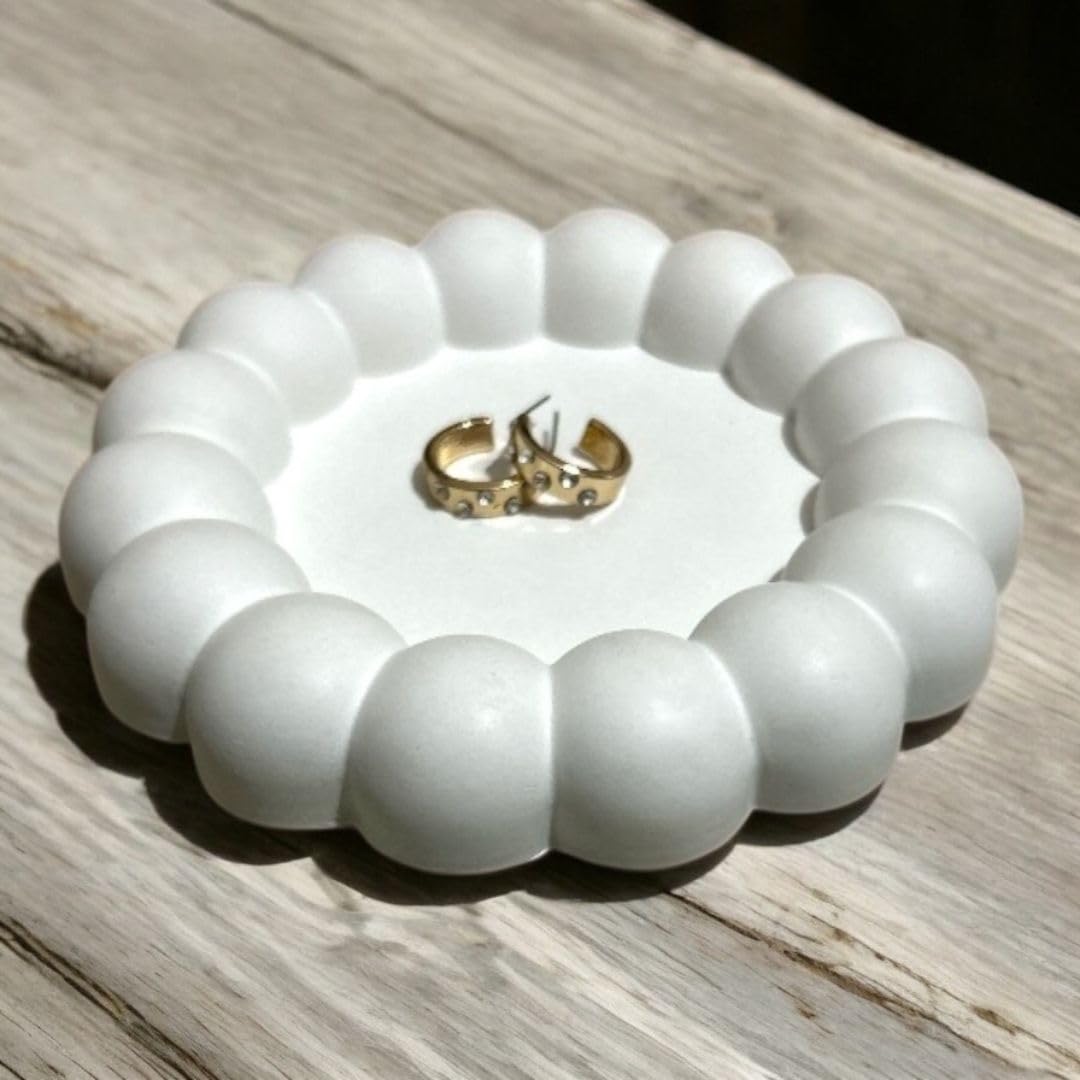 Nandini Homeware™ Hand Crafted White Concrete Round Bubble Tray Use as Multipurpose Organiser and Home Décor (Large Bubbled Boundary)