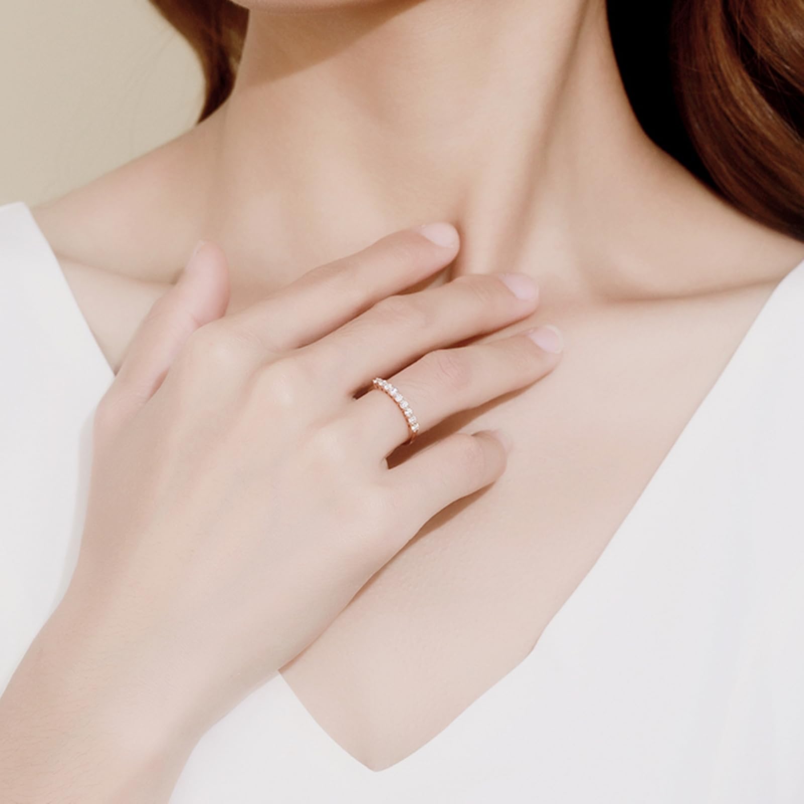 Weißgold Ring Damen 750 Elegantes Reihendesign mit rundem Diamanten, Goldring Damen Echtgold für Sie Größe 47 (15.0)-65 (20.7)| 9K 14K 18K Weißgold | Trendiger Modeschmuck für Valentinstag