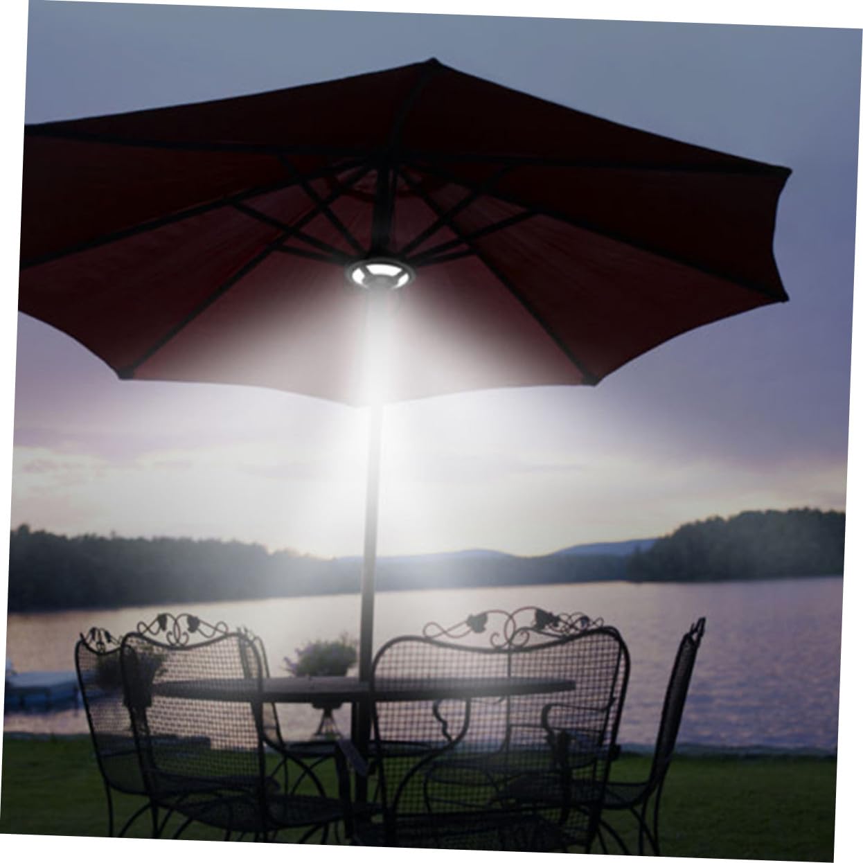 Baluue Lampada LED Multifunzionale per Ombrellone da Giardino Luce da Esterno per Campeggio e Emergenza Design Resistente e Facile da Usare Illuminazione Potente per Tende e Spazi All