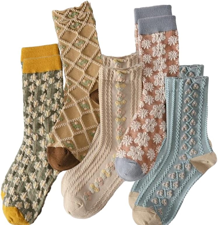ALTALIVA 5/6 Pairs Casual Cotton Socks Colorful Floral Crew Socks Pack for Women Girls Ankle Socks Multipack