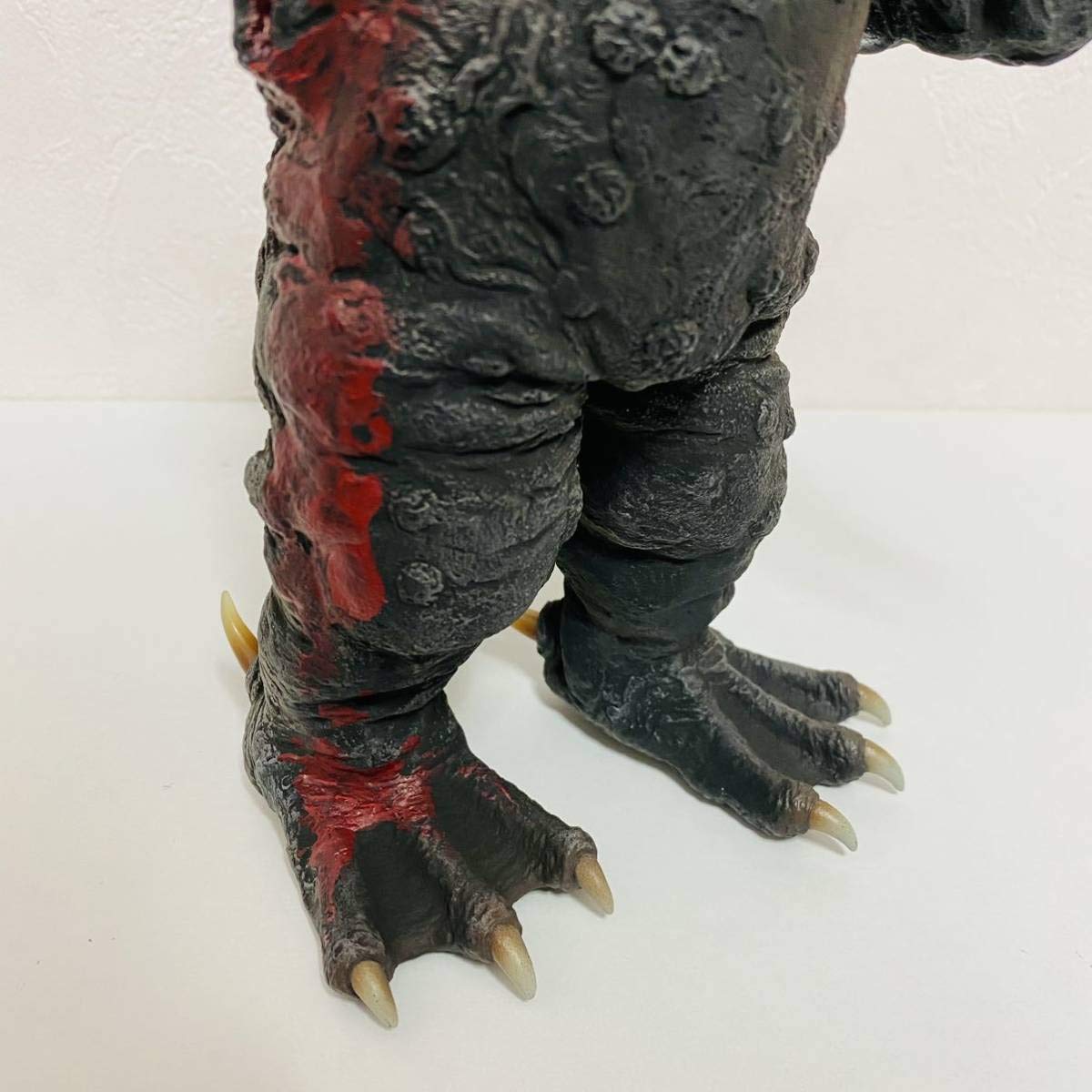 Amazon | 【極美品】CCP 1/6 特撮シリーズEX レッドキングに腕をもがれ 