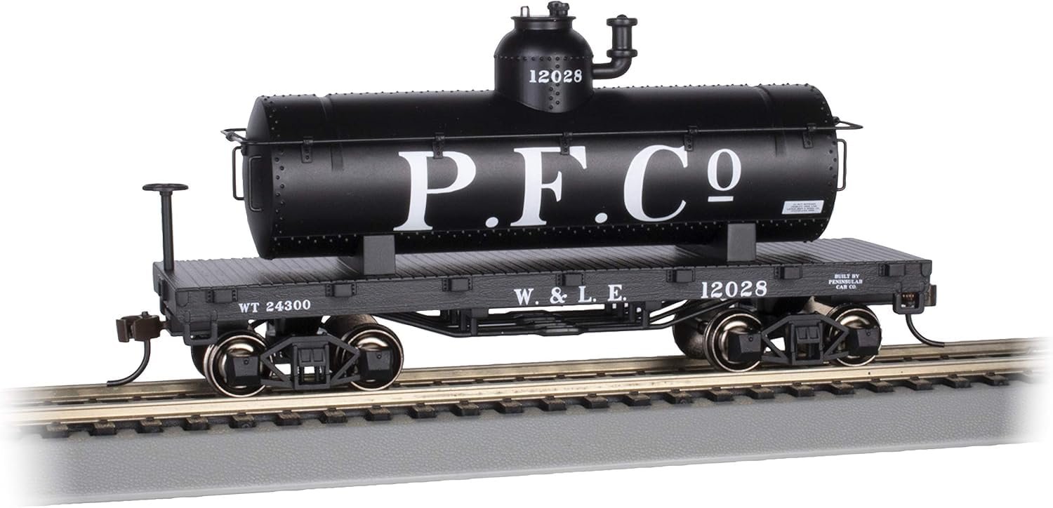 Bachmann Trains - Old-Time Tank Car - Wheeling & Lake Erie #129 - HO Scale,Silver
