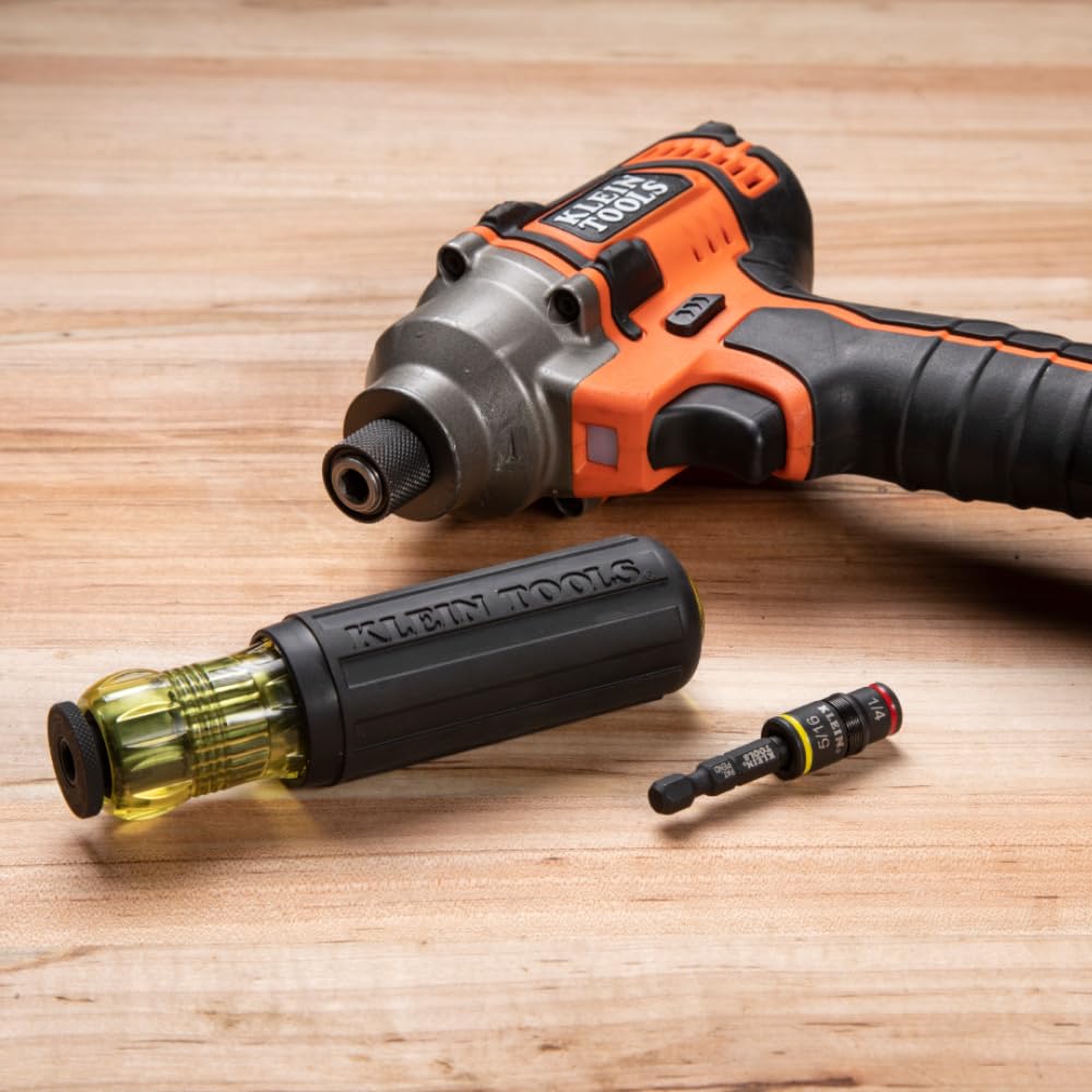 Klein Tools 32931 Zestaw nasadek udarowych 3 w 1, gniazdo z klapką z 2 rozmiarami sterowników sześciokątnych SAE i funkcją trzymania bitów 1/4 cala, klasa udarowa