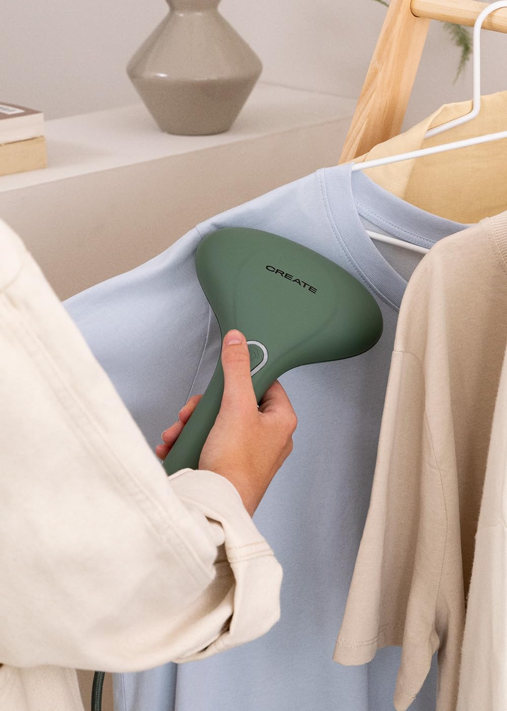 CREATE/IRON UP/Plancha de vapor vertical de viaje verde/Calentamiento rápido, fácil de usar, para todo tipo de tejidos, cómoda, compacta y ligera, con bloqueo de sobrecalentamiento