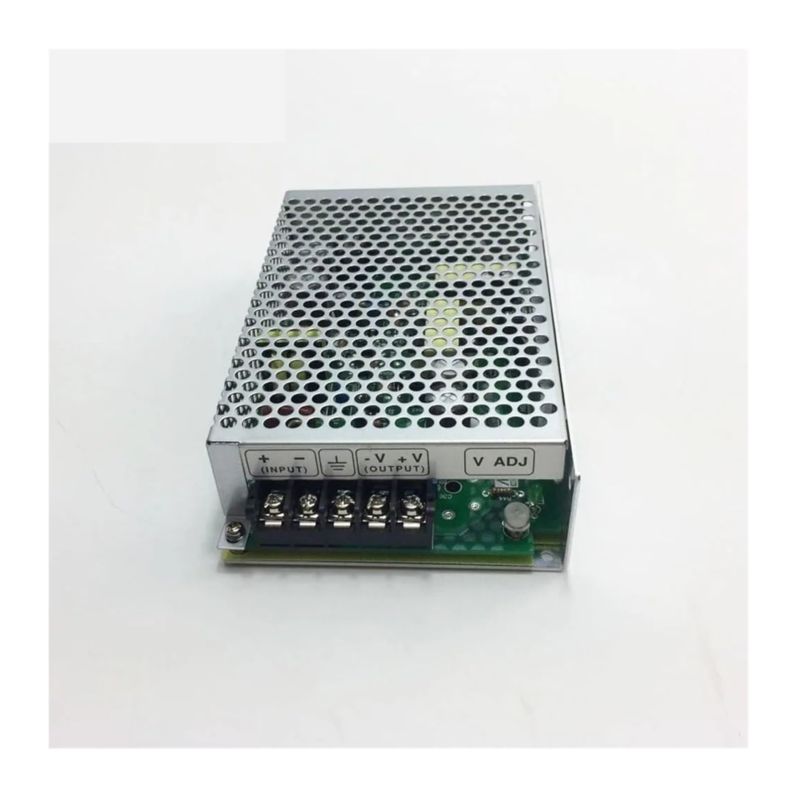 Convertisseur CC-CC 5V 50W pour résoudre les chutes de tension des modules 12V
