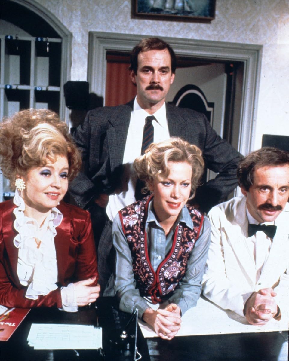 Fawlty Towers (TV) Cast, Prunella Scales, John Cleese, Connie Booth, Andrew Sachs 10x8 Photo
