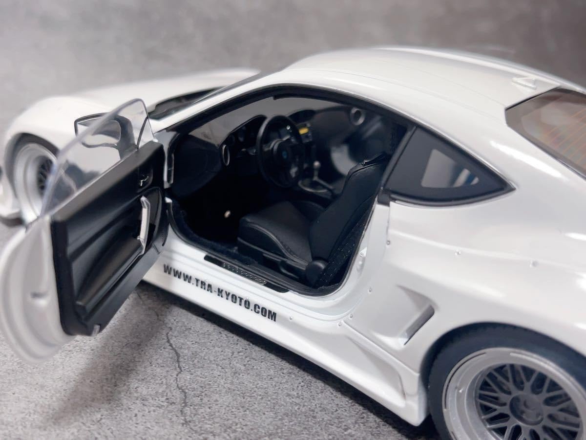 Amazon.co.jp: 1 18 DCN トヨタ GT 86 PANDEM V3 ハチロク ホワイト  