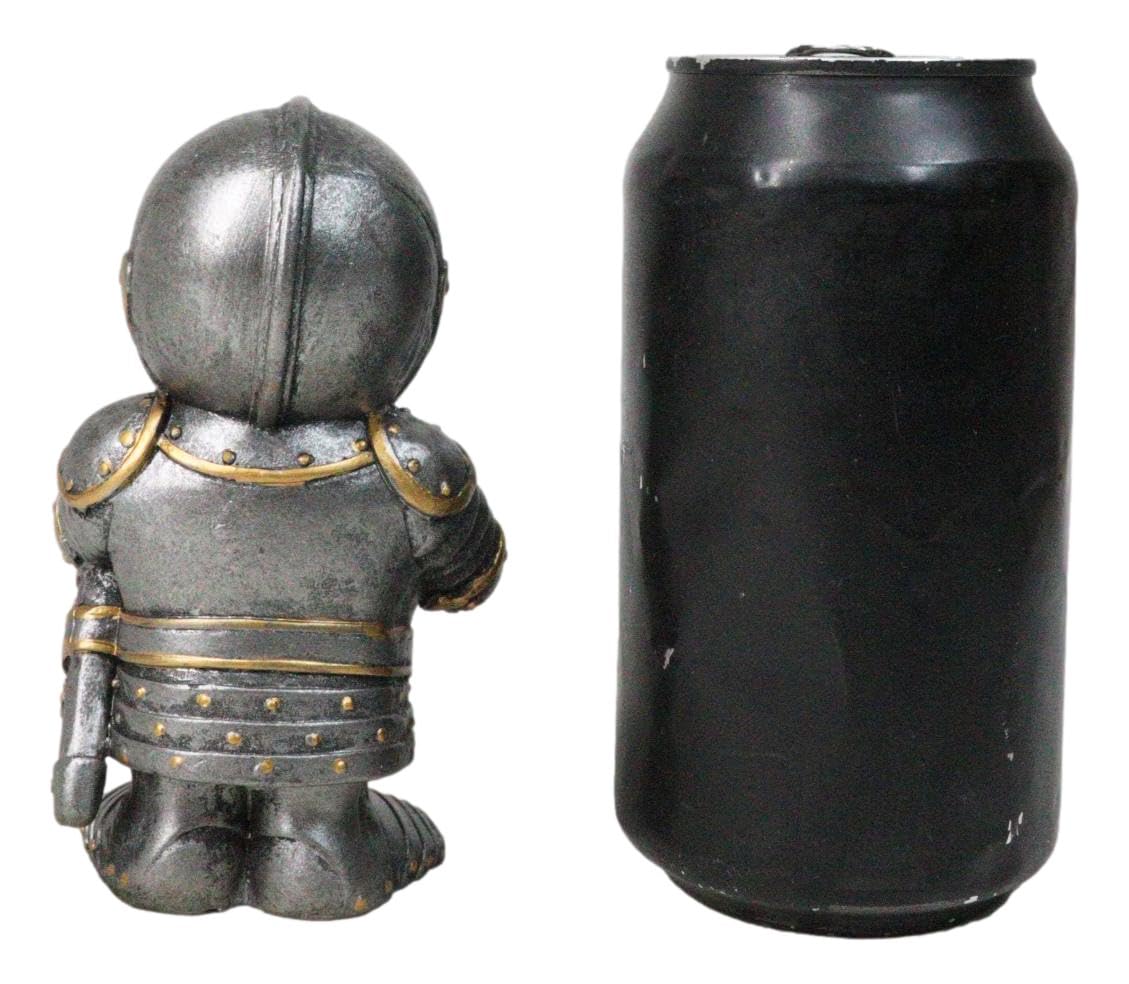 Ebros Gift Anime Chibi Renaissance Chevalier médiéval de la Croix Templier Crusader Figurine de 11,4 cm de haut Costume d'armure miniature de chevaliers européens Sculpture décorative (épée au repos)