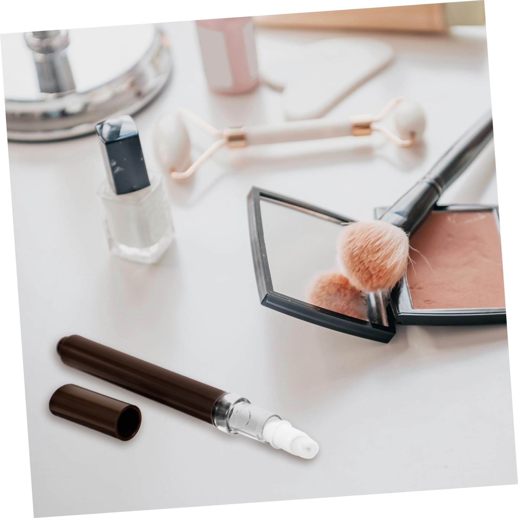 Gogogmee 4pcs Cuticle Oil Pen Refillable Nail Oil Pen Brush Lip Gloss Container Empty