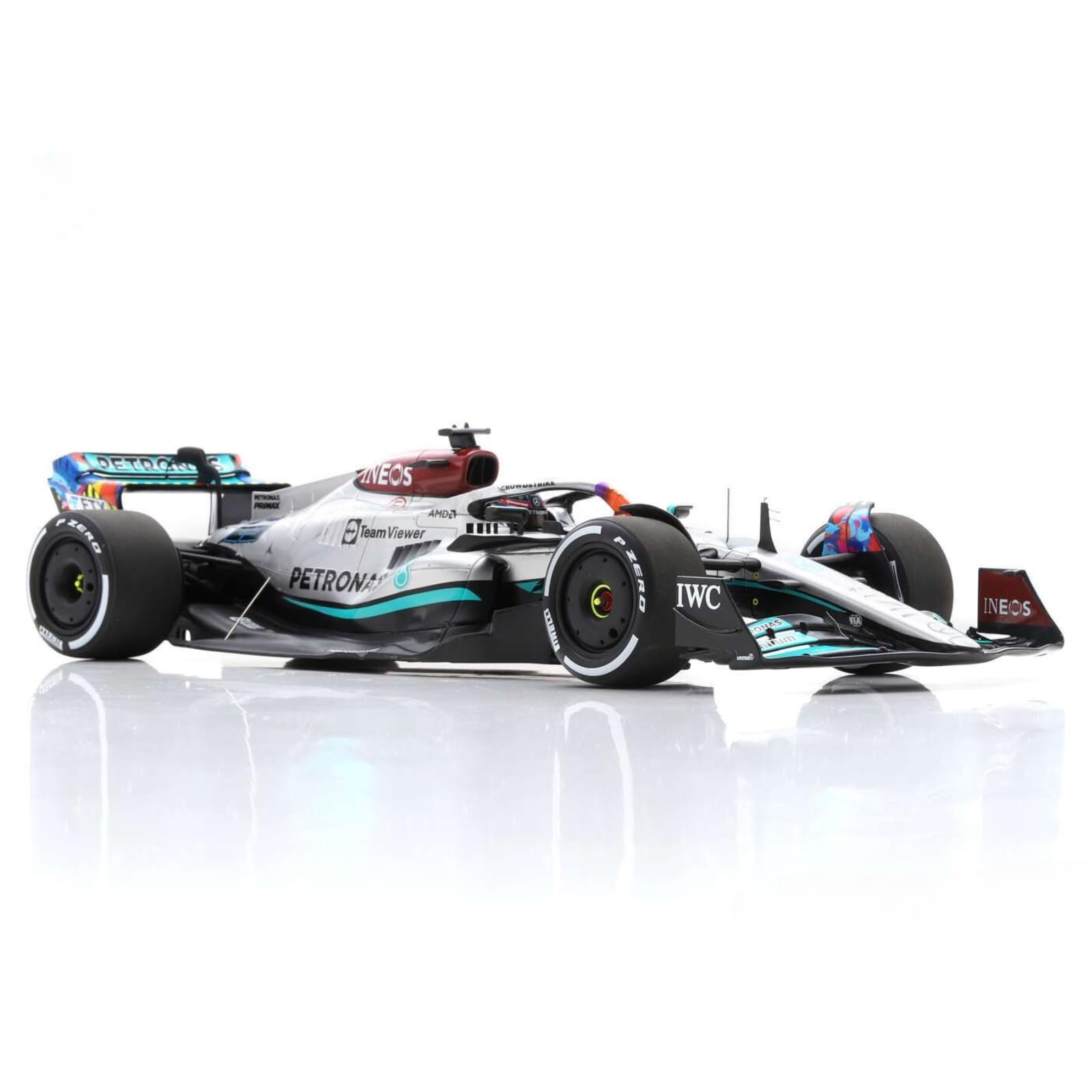 Spark Model z żywicy Grand Prix w skali 1:18, kompatybilny z Mercedes AMG W13 George Russell (Miami GP 2022) w kolorze srebrnym