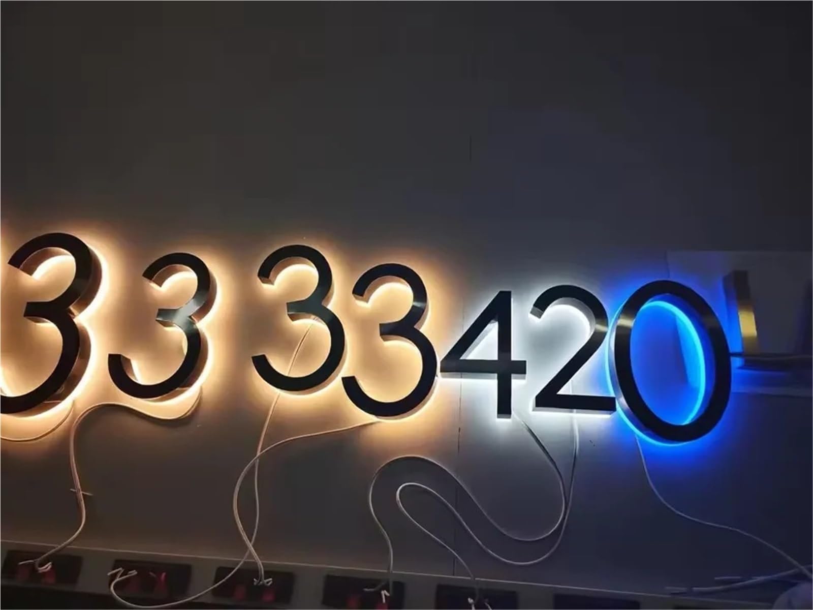 Haus Nummernschilder Wasserdichtes, hintergrundbeleuchtetes LED-Edelstahl-3D-Hausnummernschild for den Außenbereich, individuelles Tür-Adressschild(4,25CM 10INCH_WARM WHITE LIGHT)