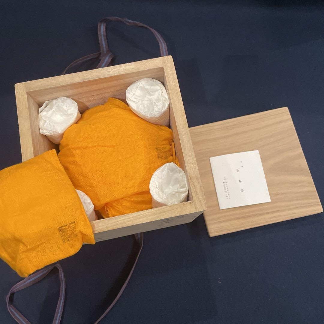 Amazon.co.jp: 茶道具 釜畠 春斎(造)の竹林文菱四方釜 共箱 : ホーム 