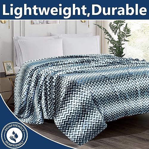 Image of Amazon Brand - Umi Premium Plush AC Blanket - Lightweight Luxurious Soft Zigzag Flannel Blanket, Super Soft Cozy and Comfy for Couch - (Single - 139 x 228 CM, Blue & Cream)| TC - 200