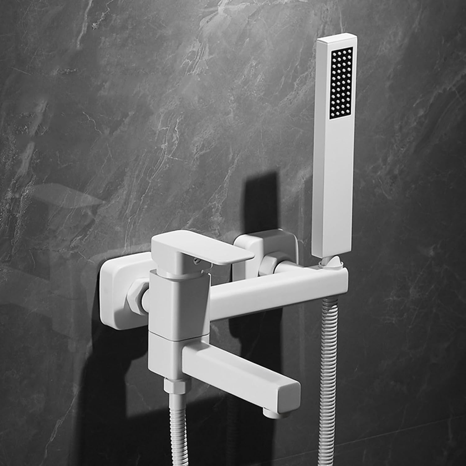 Mitigeur de douche blanc mural à bec rabattable pour gagner de l'espace
