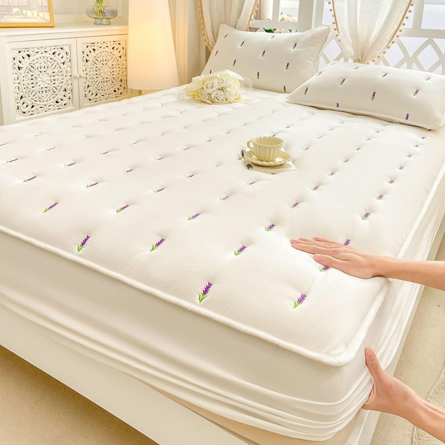 Beydodo Fitted Bed Sheets with Deep Pocket, Fitted Bed Sheet 120x200cm Solid Pink with Lavender Pattern, Polyester Fitted Bed Sheet for Dorm