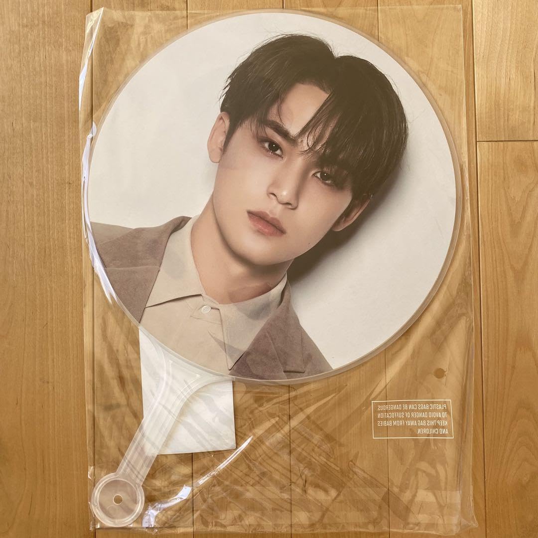 Amazon.co.jp: seventeen incomplete ミンギュ うちわ : ホーム＆キッチン