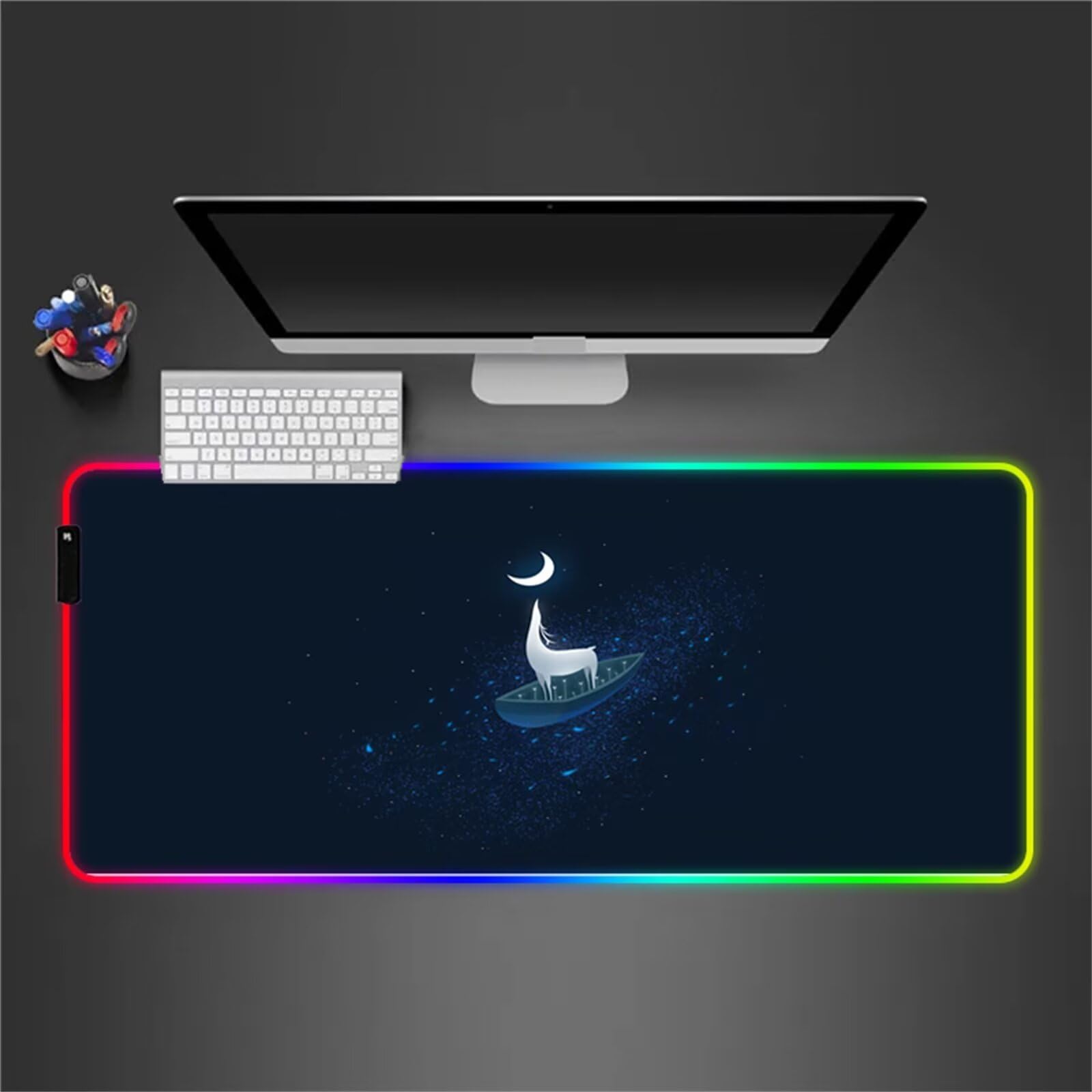 RGB Tapis de Souris Gaming Grand Tapis de Souris XXL 900x400x4mm 14 Modes d'éclairage LED Lumineuse Tapis de Souris Mouse Pad Rétroéclairage pour Gamer Clavier PC, Lune Animale