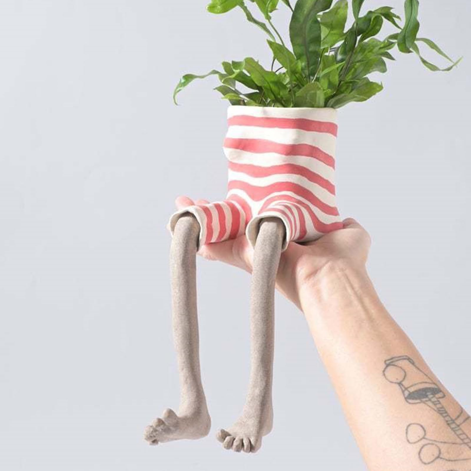 QUNZIDRESS Creative Sitting Human-Shaped Planter Pot,Garden Statue Planter,Cute cantilevered flowerpots Succulent Plant pots Ornament Creative Resin Flower Head Planter,Gifts for Plant Lovers