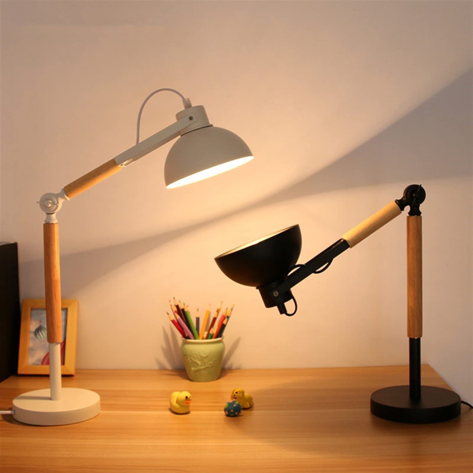 Lámpara Mesilla/Lámpara Escritorio Lámpara de mesa Dormitorio Creativo Simple Moderno Madera Plegable Ajustable Estudio Dormitorio Escritorio Mesita de noche Lámpara de ojo de lectura Lámpara de Mesa/
