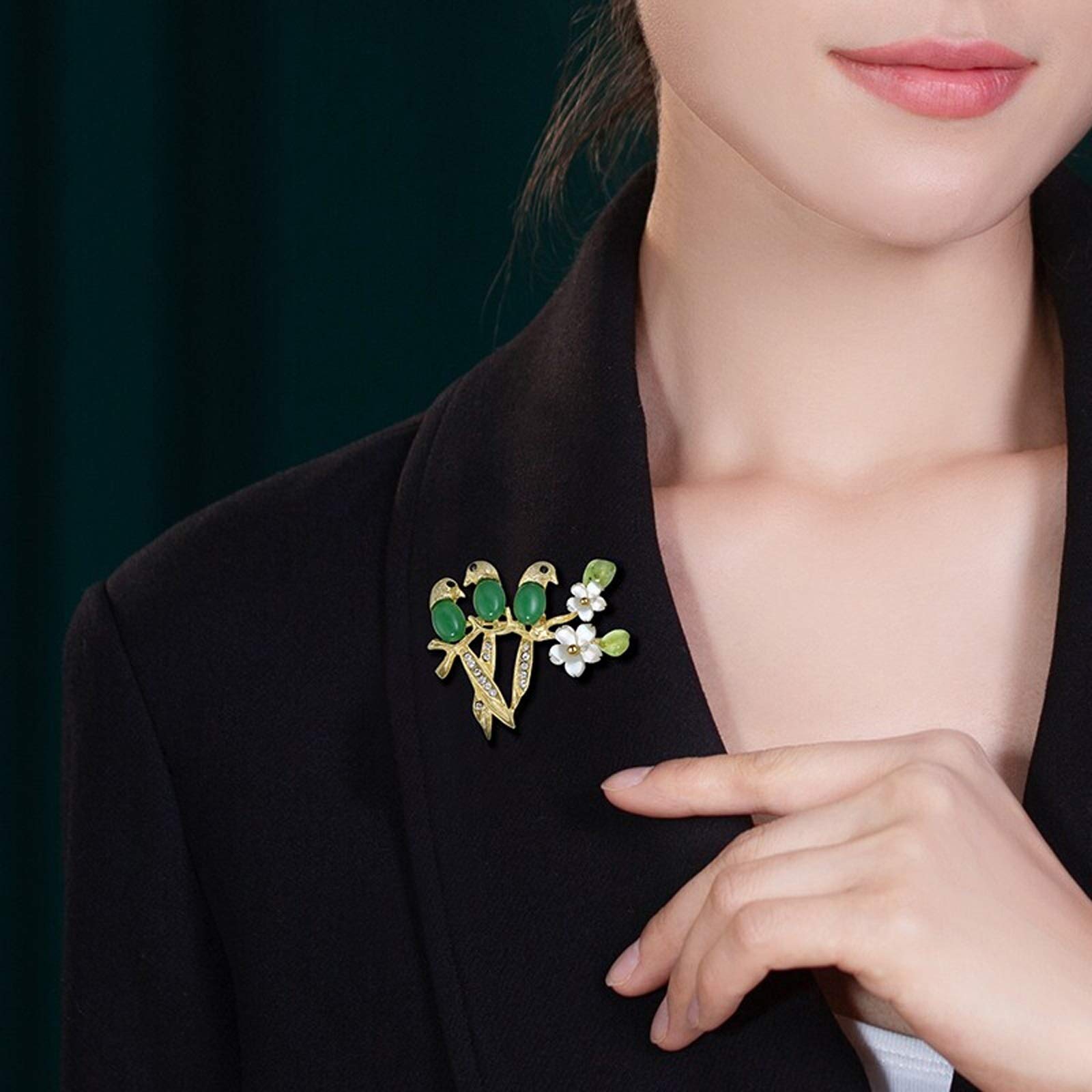 Brosche Kleine Vögel Broschen Chalcedon Vogelbrosche Pins Temperament Kleidung Zubehör Frauenanzüge Kleid Bankett Brosche Geschenk (grün) Broschen & Anstecknadeln