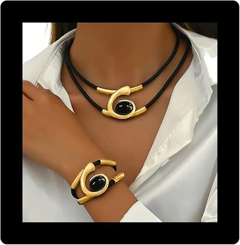 Juego de joyas de oro, cuerda negra bohemia de doble capa con colgante ovalado de acrílico negro y pulsera, collar y pulsera, collar dorado de moda