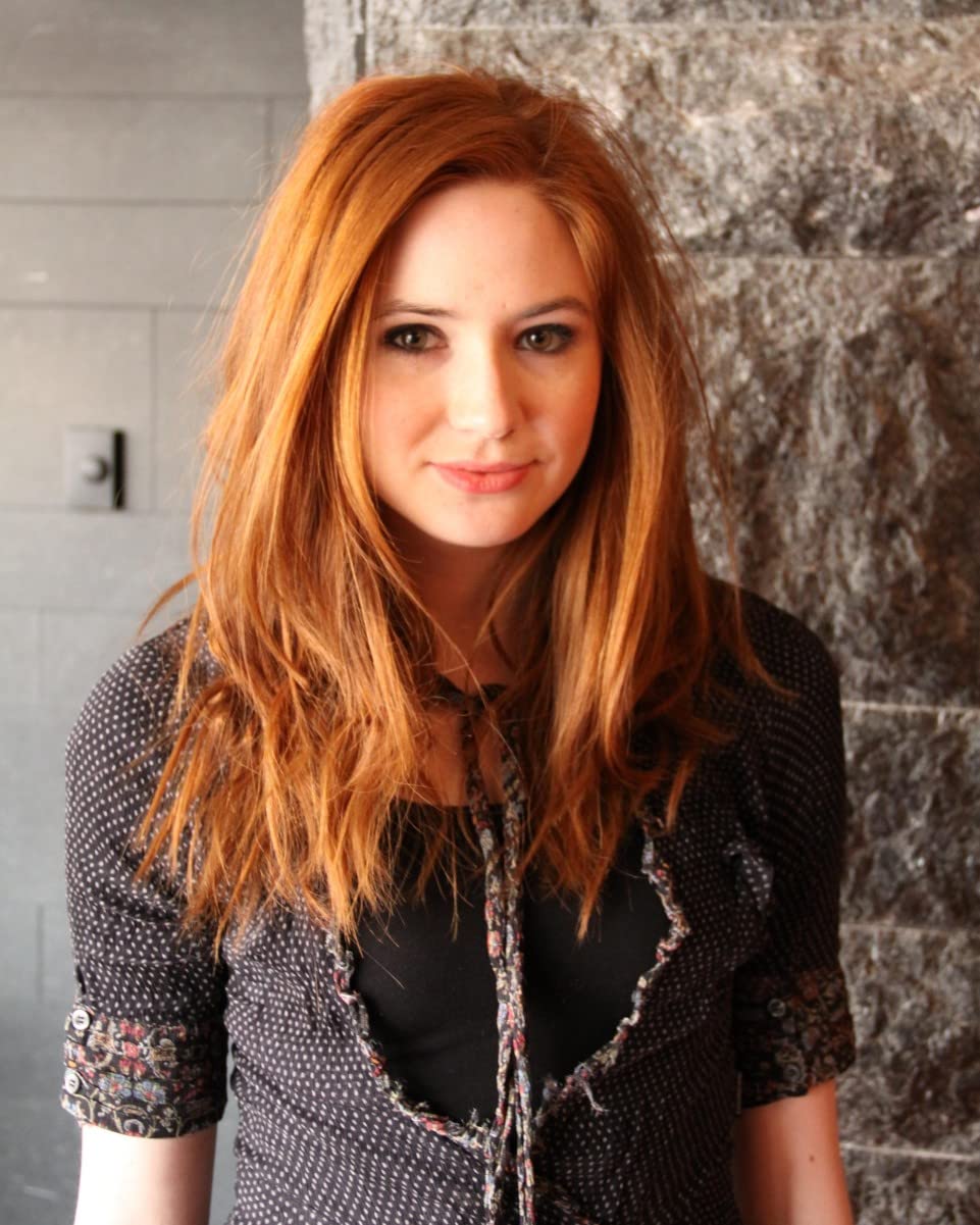 Amazon.com: worldphotographs Karen Gillan 10x8 Photo: Photographs