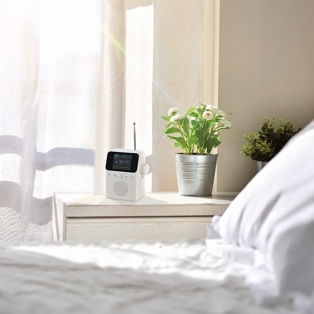 VR-Radio Badradio: 2in1-Steckdosenradio mit DAB+, Bluetooth, Bewegungsmelder, Akku, 8 W (Radio mit Bewegungsmelder fürs Bad, Badradio mit, WC)