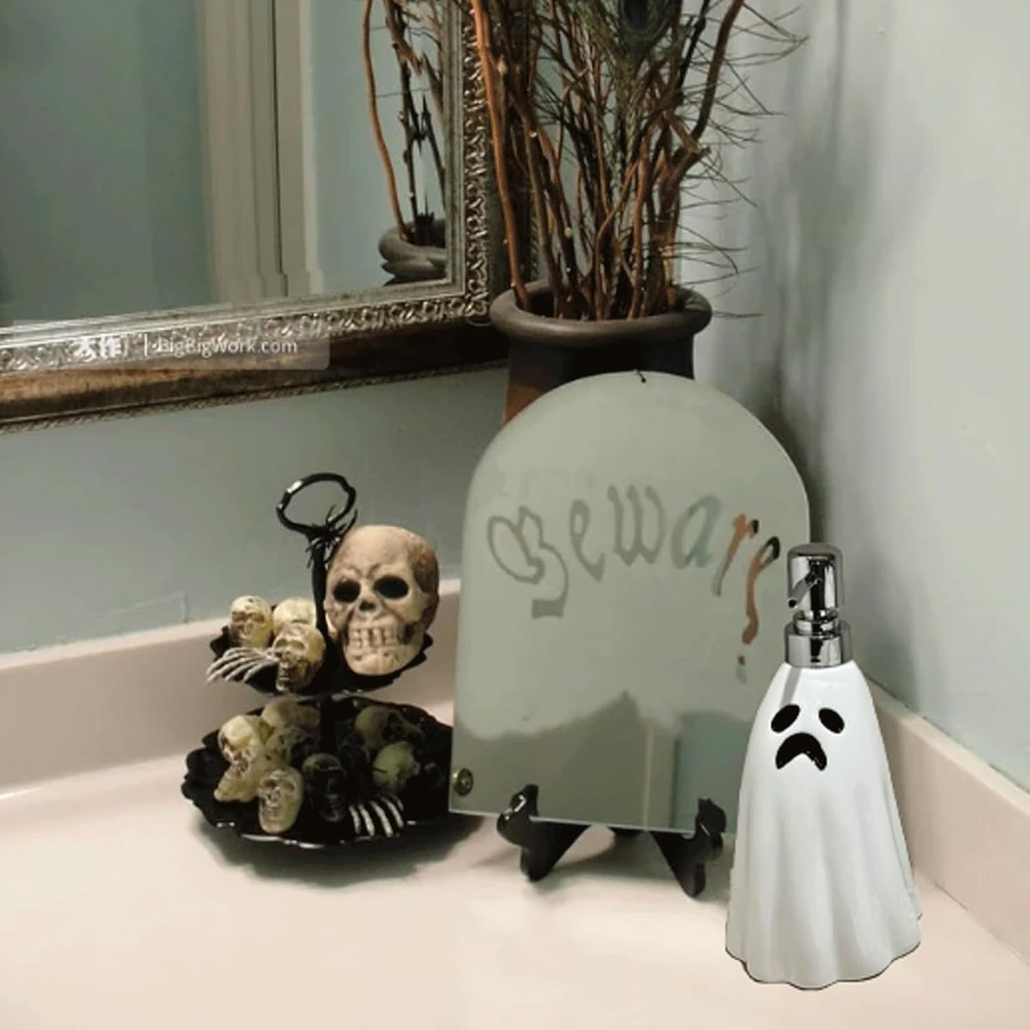 Soap Dispensing Halloween Soap Dispenser, Ceramic Funny Ghost Soap Dispenser, White Liquid Halloween Hand Soap Dispenser Bathroom Shampoo Bottles 13.4OZ Refillable for Bathroom New Home Essentials