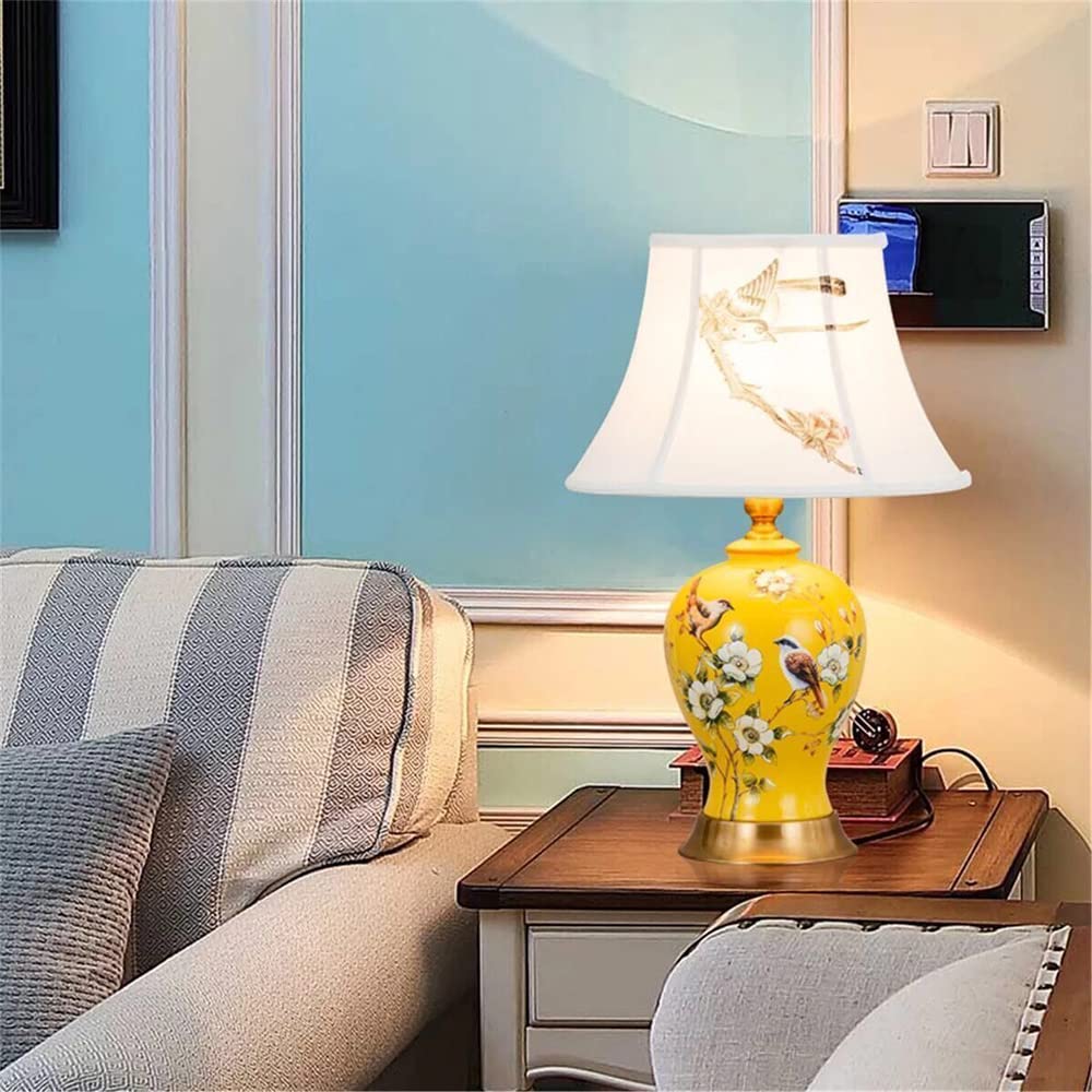 Lampada Da Tavolo Vintage In Ceramica E Tessuto, Gialla, Con Paralume In Lino, Attacco E27, Standard CE
