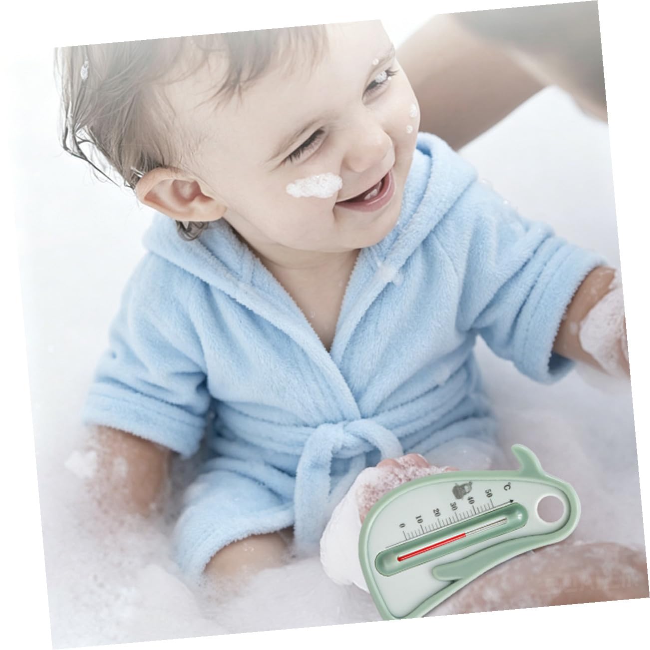 Water Thermometer Penguin Shape for Bath Tub, Floating Bath Temperature Gauge with Safety Display for Newborns and Random Color Random Color