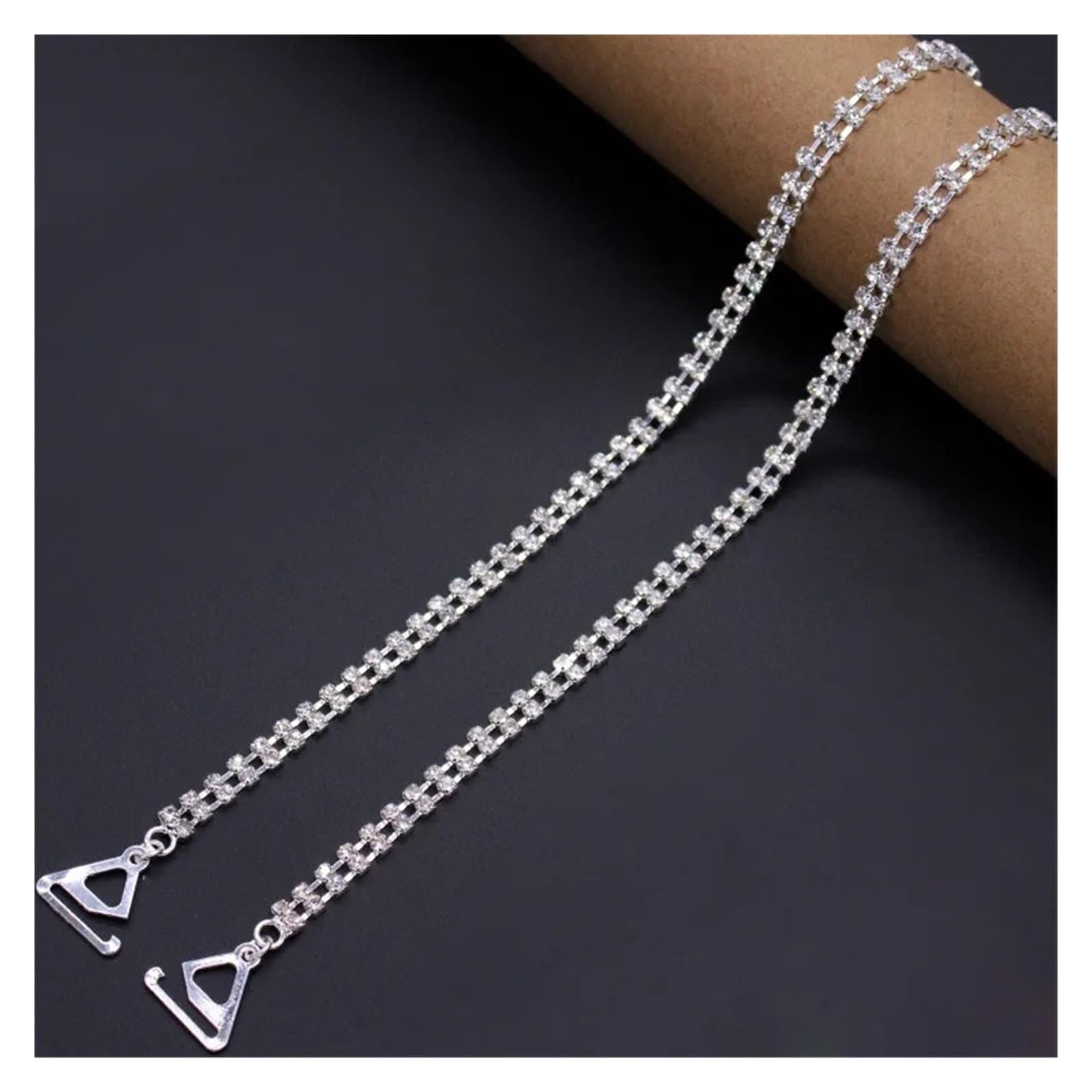 YGMNQAL 1pair Rhinestone Bra Straps Invisible Metal Underwear Strap Non-Slip Shoulder Adjustable Lingerie Brassiere Holder Accessories(Silver,2.2cm)