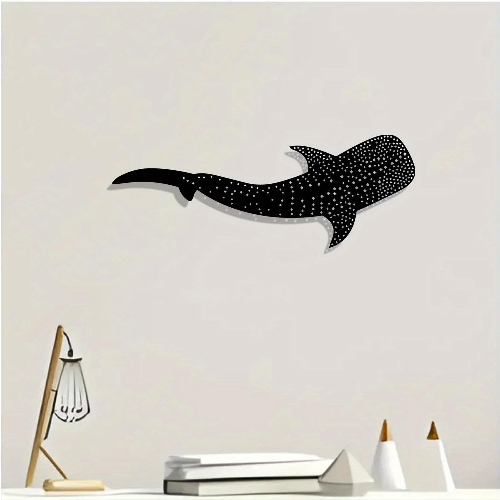 Decoración de pared abstracta contemporánea de metal con diseño de tiburón ballena, mural con estatua oceánica, para interiores y exteriores, ideal para sala de estar, patio y jardín. Arte durade