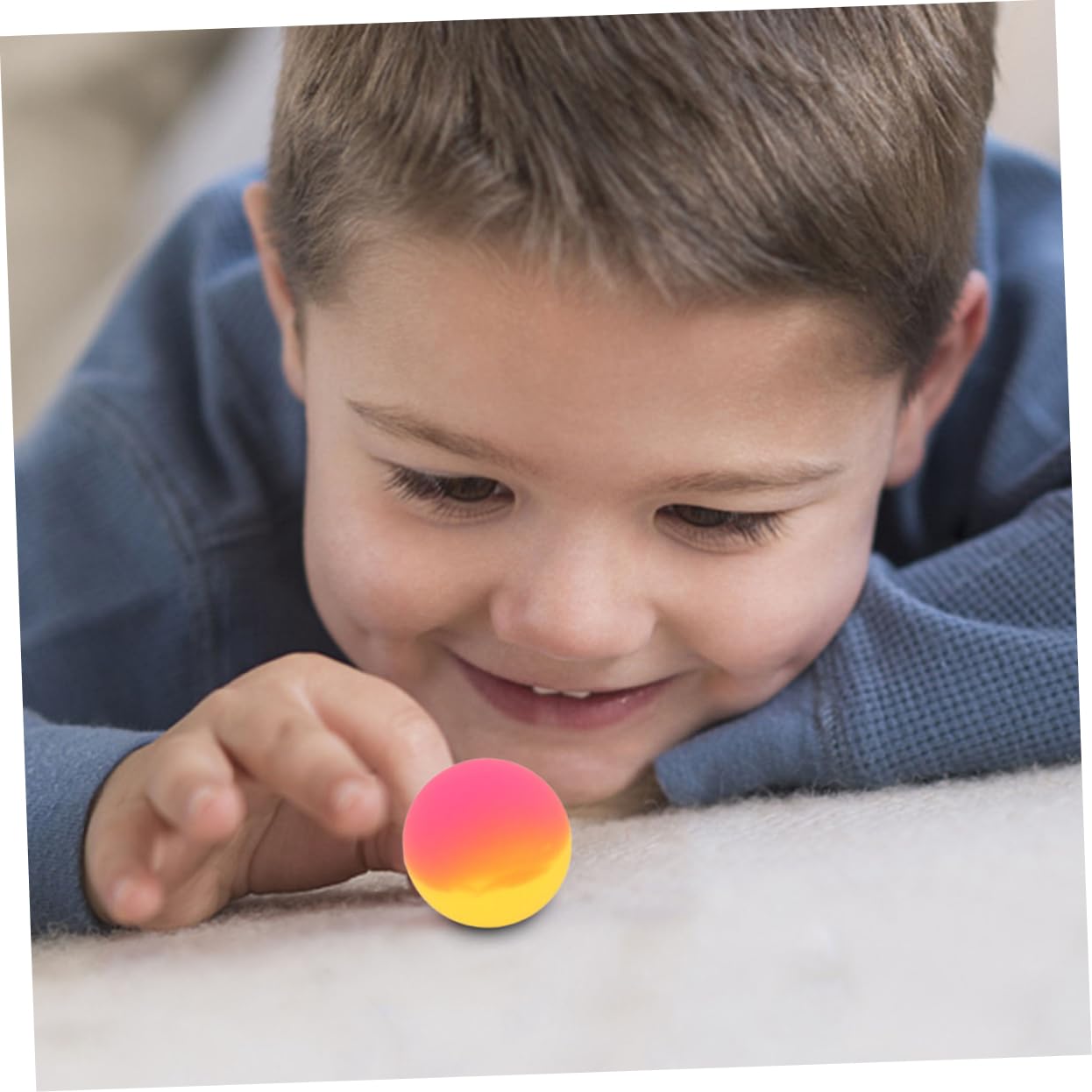 Toyvian 18 Palline di Gomma Rimbalzanti per da 45 Mm Palline Rimbalzanti Multicolori Bomboniere per Feste di Natale Parchi Giochi All'Aperto Premi Scolastici Premi in Classe