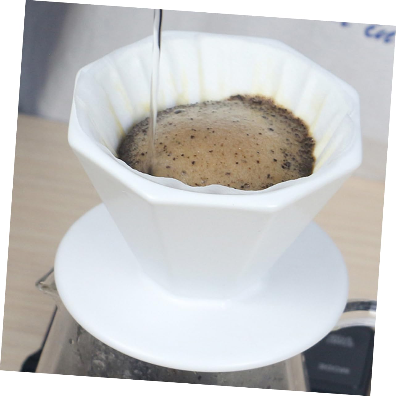 Filtro de Café Manual de Cerámica de Color Claro, Octogonal y Práctico | Filtrado Fino, Ligero Detalles Delicados, Diseño Compacto para Uso Casero y Preparación Manual
