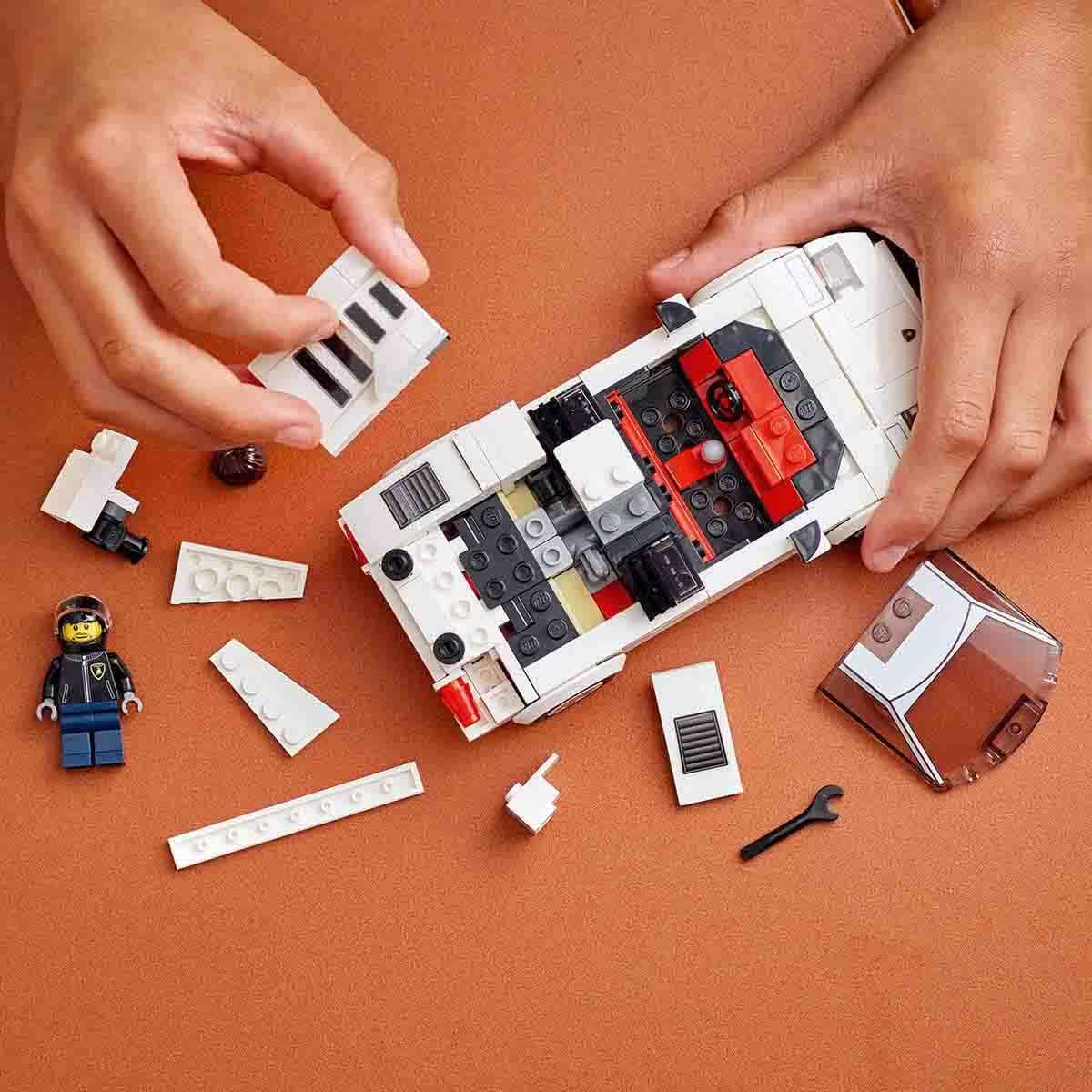 LEGO Lamborghini Countach