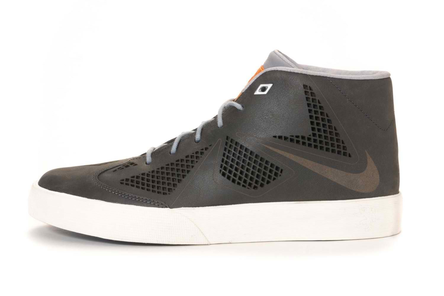 lebron james casual shoes