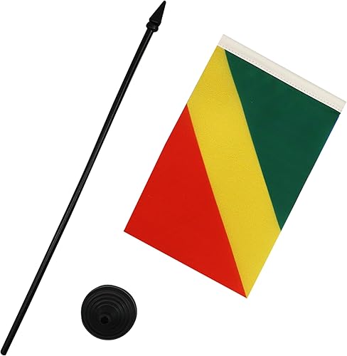 Miniatura 374 de Bandera de mesa Sierra Leona de 5 x 8 pulgadas, bandera de escritorio de Sierra Leona, 8.3 x 5.5 in, barra y base de plástico negro AZ FLAG